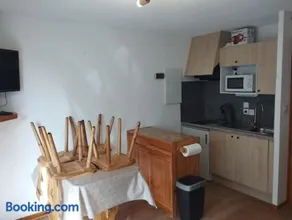 Charmant studio vu sur la montagne - Image 2