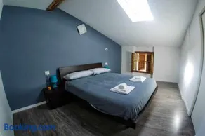 Relax Suite Holiday Apartment CIN IT02215CPAJVF - Image 2