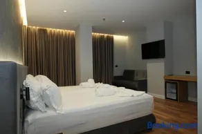 Bounty Hotel - Image 4