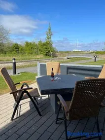 Fantastisk lejebolig med direkte udsigt til sø - Image 3