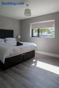 Large detached home in the heart of Sneem to sleep 14 people - Image 5