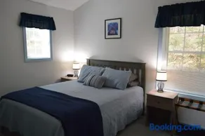 Silver Maple Cottage - Image 3