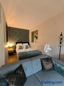 Residence calme-Balcon-Parking-5 min de Pau centre - Image 1