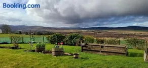 Ardenlee Self Catering Apartment - Image 1