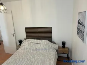 Le Saint Lubin - Vatan Cozy Apartment - Image 1