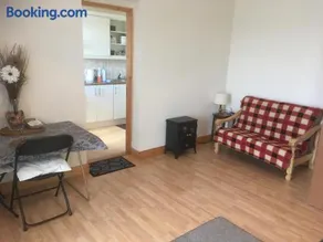 Baurleigh Studio Apartment P72F340 - Image 5