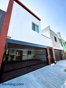 Casa completa Puerta de Hierro Grupos y Familias Totalmente equipada - Image 3