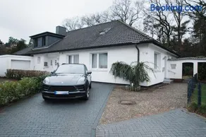 Modern house half - near Hamburg Airport - Image 2