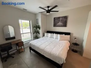 Forestline Suite - Image 4