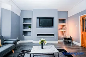 Humble Home NE 2 - Image 2