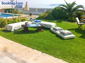 Elegant villa with sea view in Nerantza, private pool - Image 2