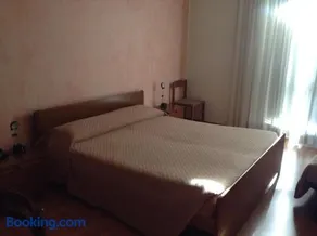 Hotel Galles - Image 3