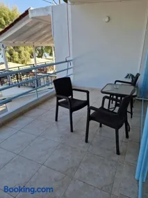 ORIZONTAS Seaview Maisonette - Image 5