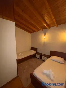 Gem Guest House - Image 2