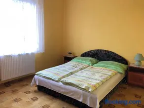 Napsugár Vendégház - Image 3