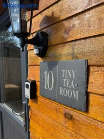 The Tiny Tea Room - Image 2