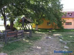 Pensiunea Mir - Image 1