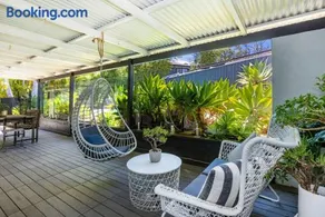 Pool Oasis - Swimming Pool - 10 Mins Walk to Beach - Image 2