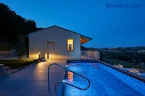 Le Cune, Apt La Terrazza - AC, Pool & Jacuzzi - Image 2