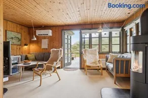 Summerhouse In Peaceful Surroundings - Image 2