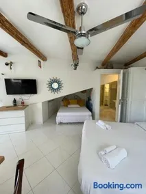 Marbnb Appartamenti Ponza Centro porto Appartamento Palma - Image 5