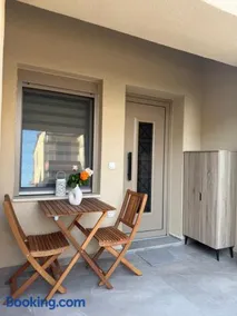 PETRA MARE Boutique Suites 1 - Image 3