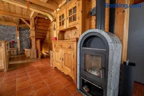 Les Griottes, véritable chalet de montagne, avec Jacuzzi et Sauna - Image 4