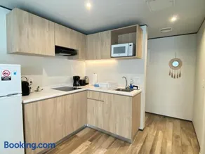Maho Escape- with Pool and Gym, Lagoon view, walk to dinning, Maho Beach and Mullet Bay - Image 5