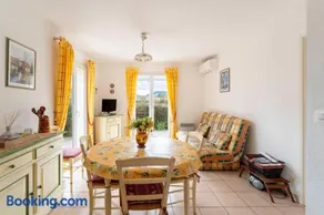 Villa climatisée avec piscine - Image 3