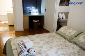 Fer504| Apartamento na Rua Dias Ferreira, Leblon - Image 2