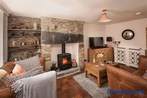 Charming Riverside Cottage in Snowdonia National Park - Image 3
