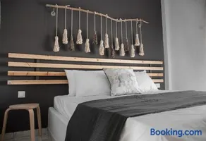 Olybos Suite - Image 2
