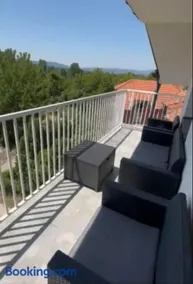 Apartman sa pogledom na Ozren - Image 4