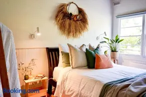 River Lea Cottage - Image 1