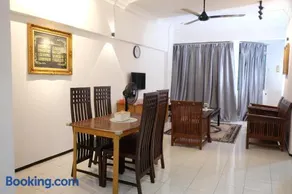 Inap Desa Chempaka, Golden Straits Villa - Image 1