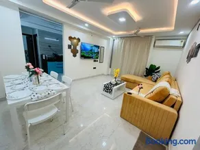 Luxury 2bhk Powai lake & IIT - Image 1
