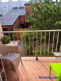 Grand Appartement F4 bien situé pour visiter Paris - Image 2