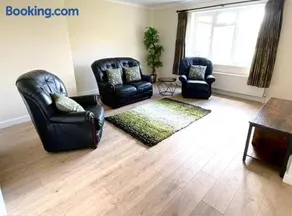 The Annexe Hillside - Image 2
