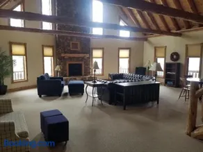 Luxurious 4-Bedroom Log cabin sleeps 13 close to Cooperstown, NY - Image 4