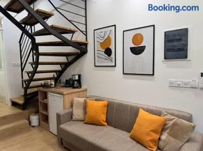 Laura's Loft - Image 4