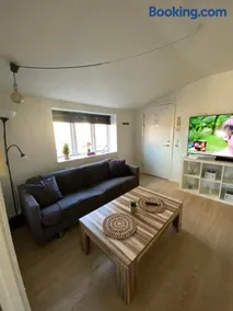 Vshus Apartment-2 Bedrooms near city center - Image 4