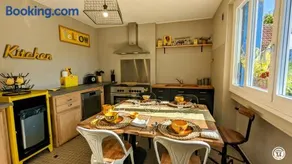 La Maison Bleue - Image 2