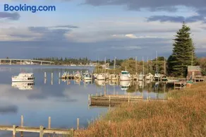 Boathouse - Birks River Retreat - Image 3