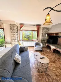 Due Passi dal Mare - Private Garden and Free Parking - Image 2