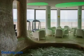 Zenith Hotel - Image 4