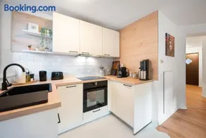 Karibu Nyumbani - Tolle Maisonette-Wohnung mit Arbeitsplatz und Balkon - Image 1