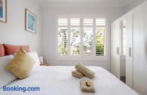 Lovley Sunlit Apartment Walking Distance To Cronulla Mall And Cronulla Beach - Image 4