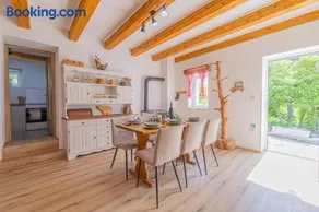 Mountain House VENI - Image 5