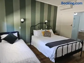 The Robinhood Inn - Drouin - Image 2