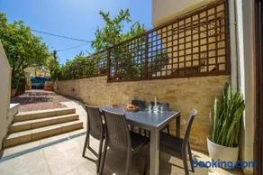 Stylish home - comfortable holidays near the beach. - Image 2